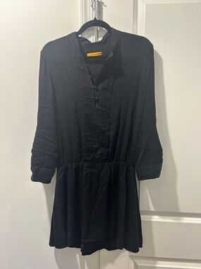 Alice + Olivia Black 3/4 Sleeve Pleated-Front Tunic Dress